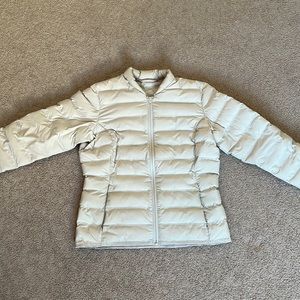 Slightly Worn Helly Hansen “Women’s Mono Material Insulator”